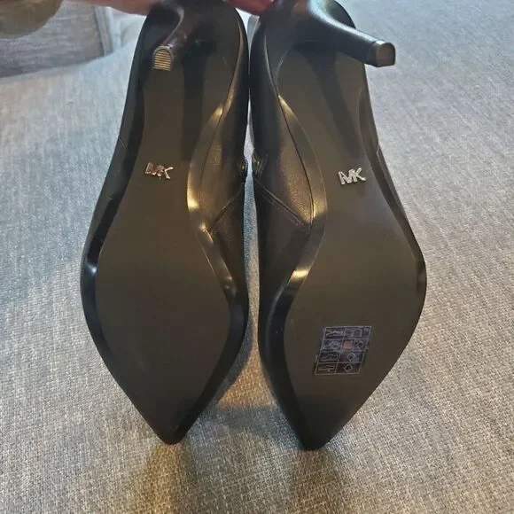 Michael Kors Viera Size 5.5m Black Leather Women BOOTIES - Picture 7 of 10